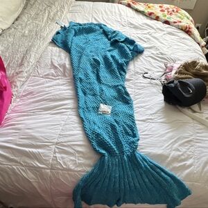 Turquoise Mermaid Tail Blanket